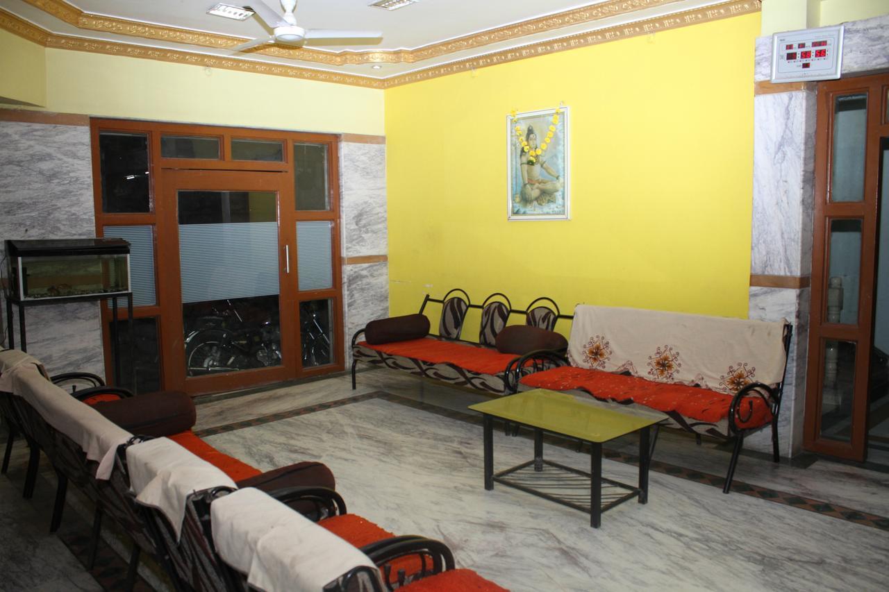 Hotel Bhagwat Palace Lātūr Esterno foto